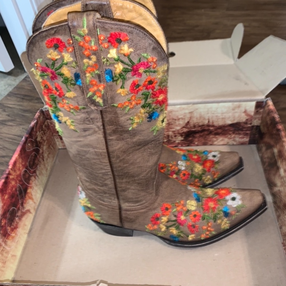 Old Gringo boots-Flora